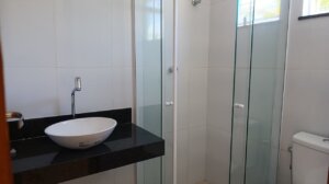 casa à venda em Imbassaí banheiro terreio