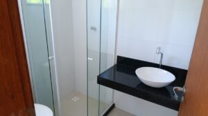 casa à venda em Imbassaí banheiro suíte