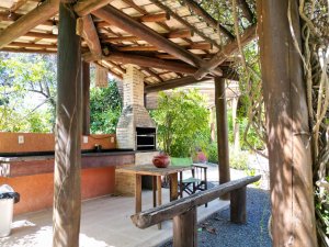 apartamento no Imbassaí Breezes
