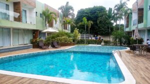 apartamento 2 suítes Imbassaí piscina