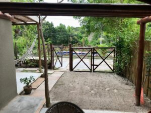 Jardim privativo da casa em Imbassaí