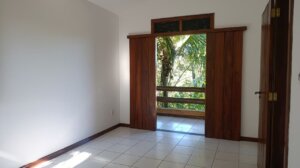 quarto master com varanda no Terra Azul