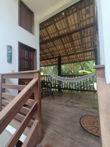 Imóvel com 4 apartamentos em Imbassaí