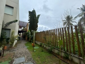 Apartamento térreo à venda Imbassai