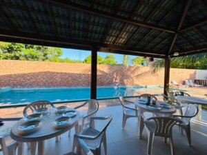 Piscina Duplex com 3 Suítes em Imbassaí 112m2