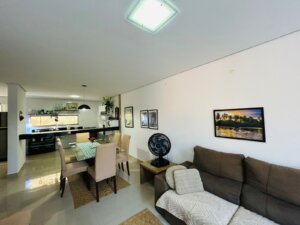Sala Duplex com 3 Suítes em Imbassaí 112m2