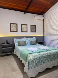 Quarto Chalé à Venda em Imbassaí