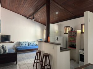 Apartamento térreo 2 suítes Imbassai