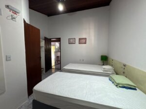 Apartamento térreo 2 suítes Imbassai