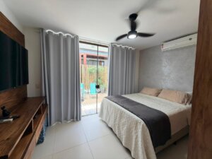 Apartamento com 1 quarto e deck