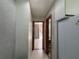 Apartamento com 1 quarto e deck