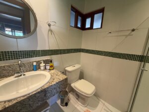 Banheiro casa mobiliada à venda em Imbassai