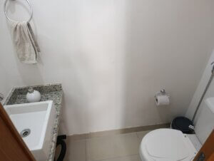 Lavabo do apartamento de 2 suítes no Oahu Alto de Imbassaí