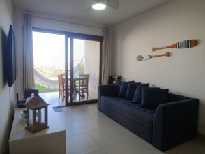 Sala de estar do apartamento de 79,29 m² no Residencial Oahu